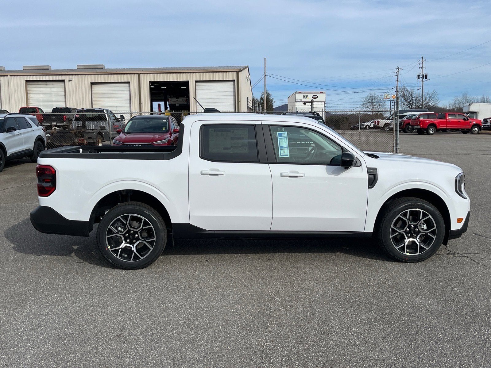 2026 Ford Maverick LARIAT