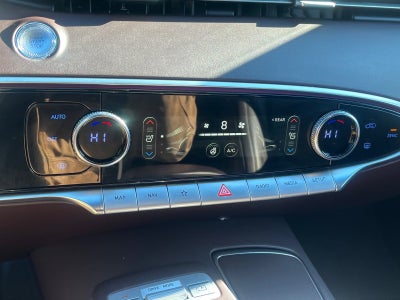 2022 Genesis GV70 2.5T