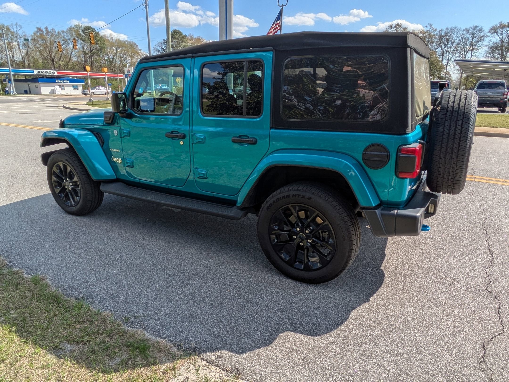 2024 Jeep Wrangler 4xe Sahara