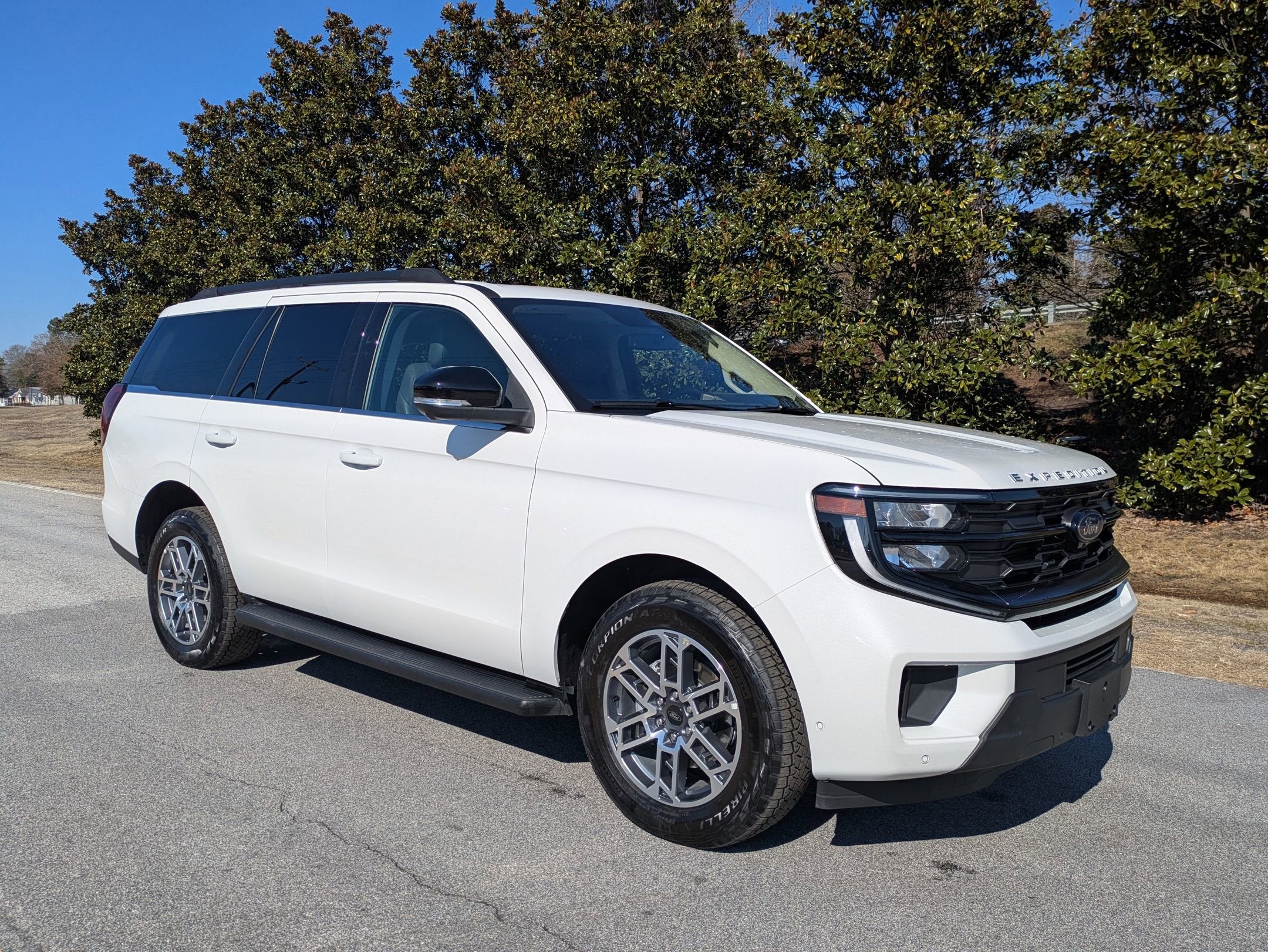 2025 Ford Expedition Active