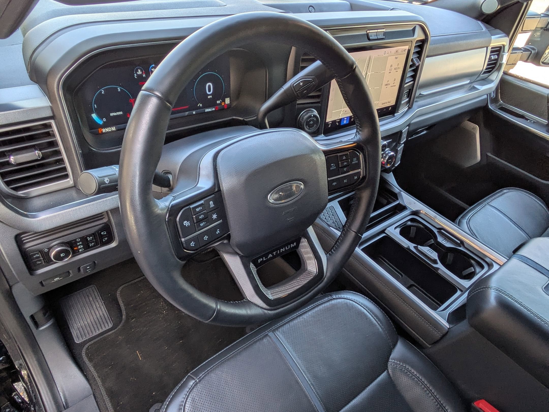 2025 Ford Super Duty F-250 SRW Platinum