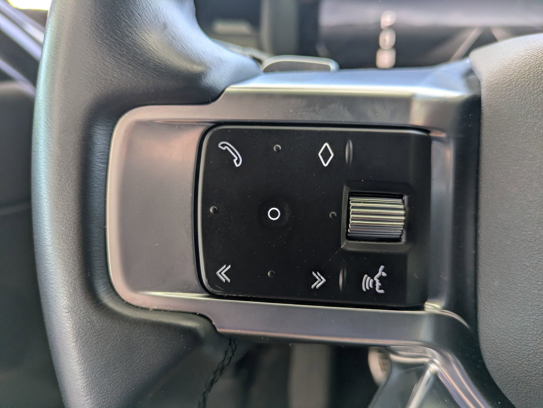 2023 Land Rover Discovery S R-Dynamic