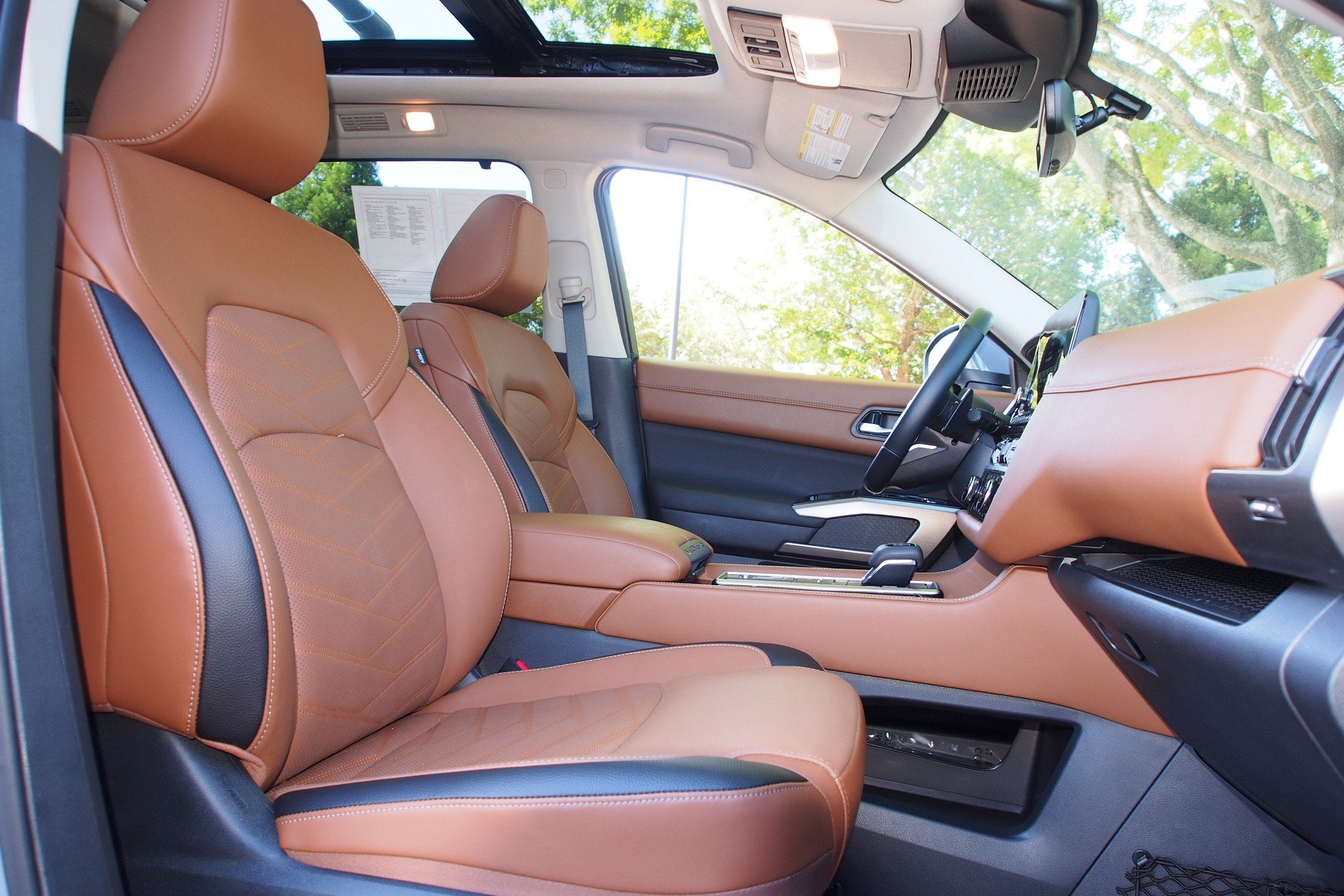 2025 Nissan Pathfinder Platinum