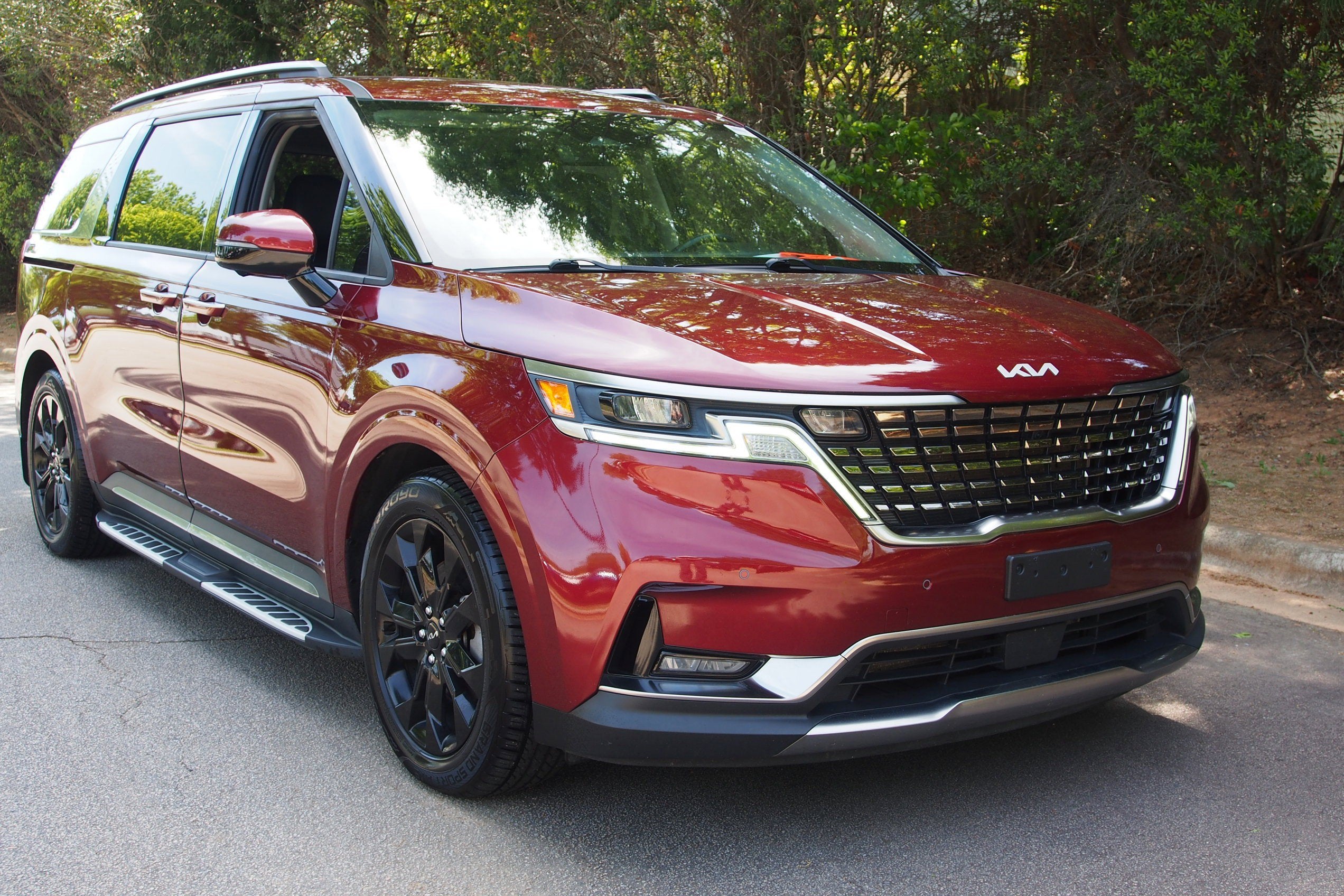 2023 Kia Carnival SX