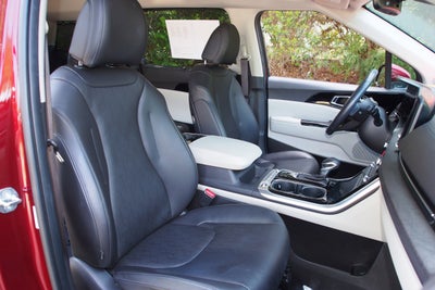 2023 Kia Carnival SX