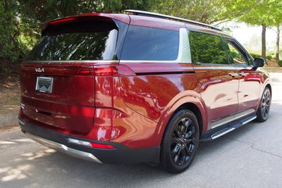 2023 Kia Carnival SX