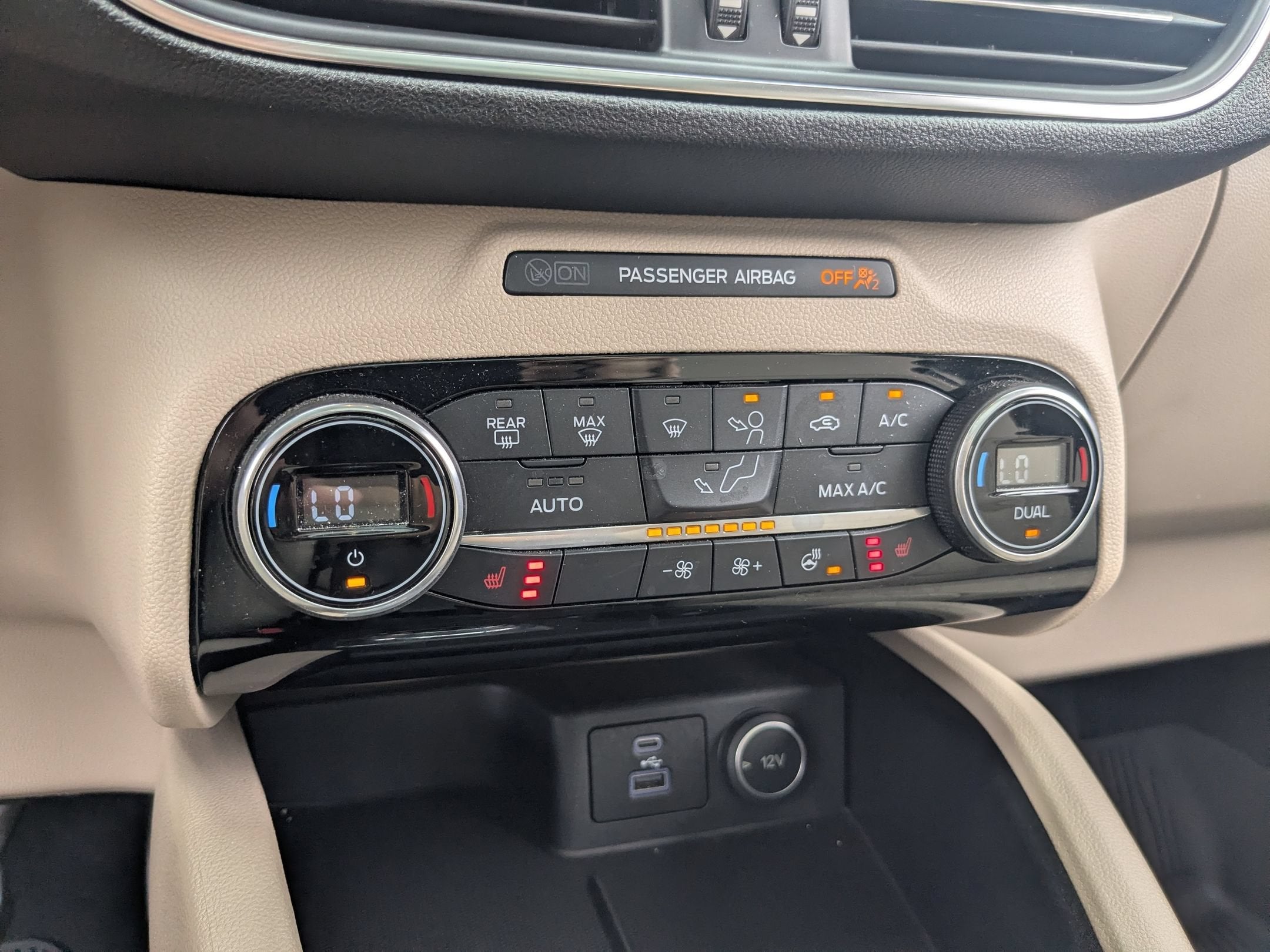 2021 Ford Escape Titanium Hybrid