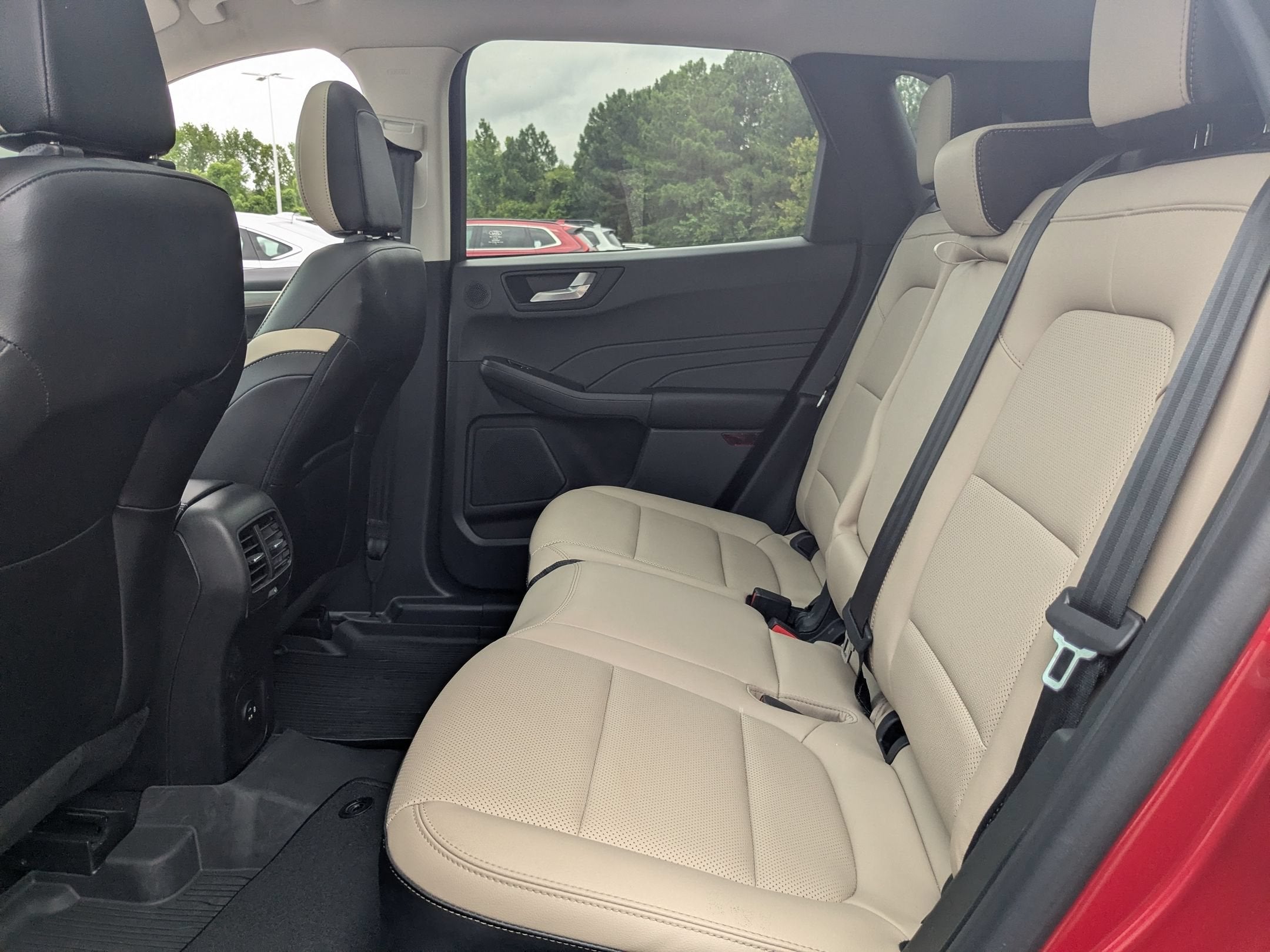 2021 Ford Escape Titanium Hybrid