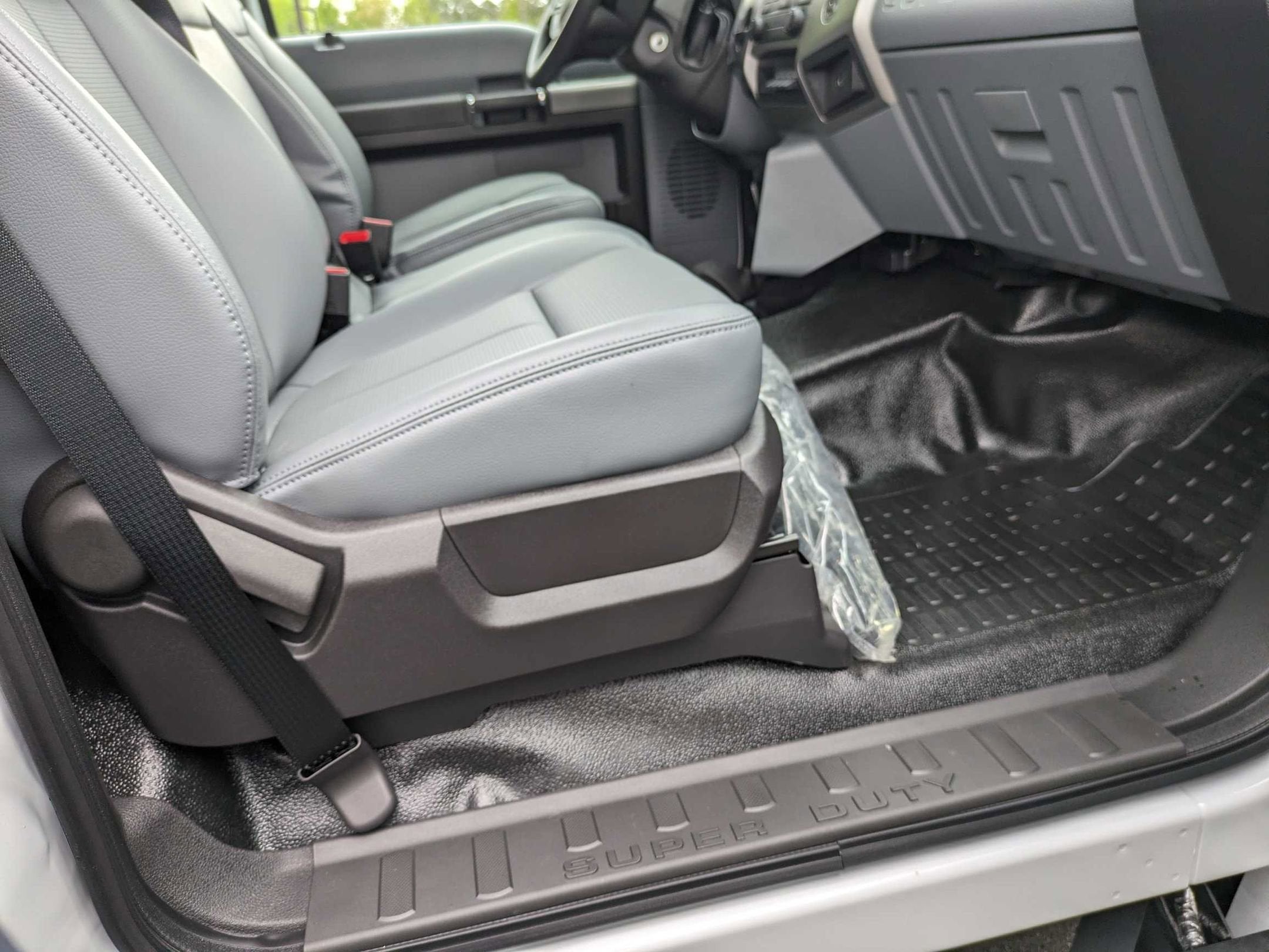 2025 Ford F-650SD Base