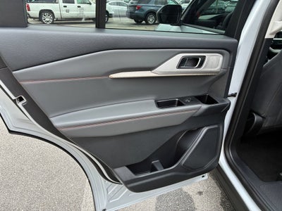 2026 Ford Explorer Active w/100A Pkg