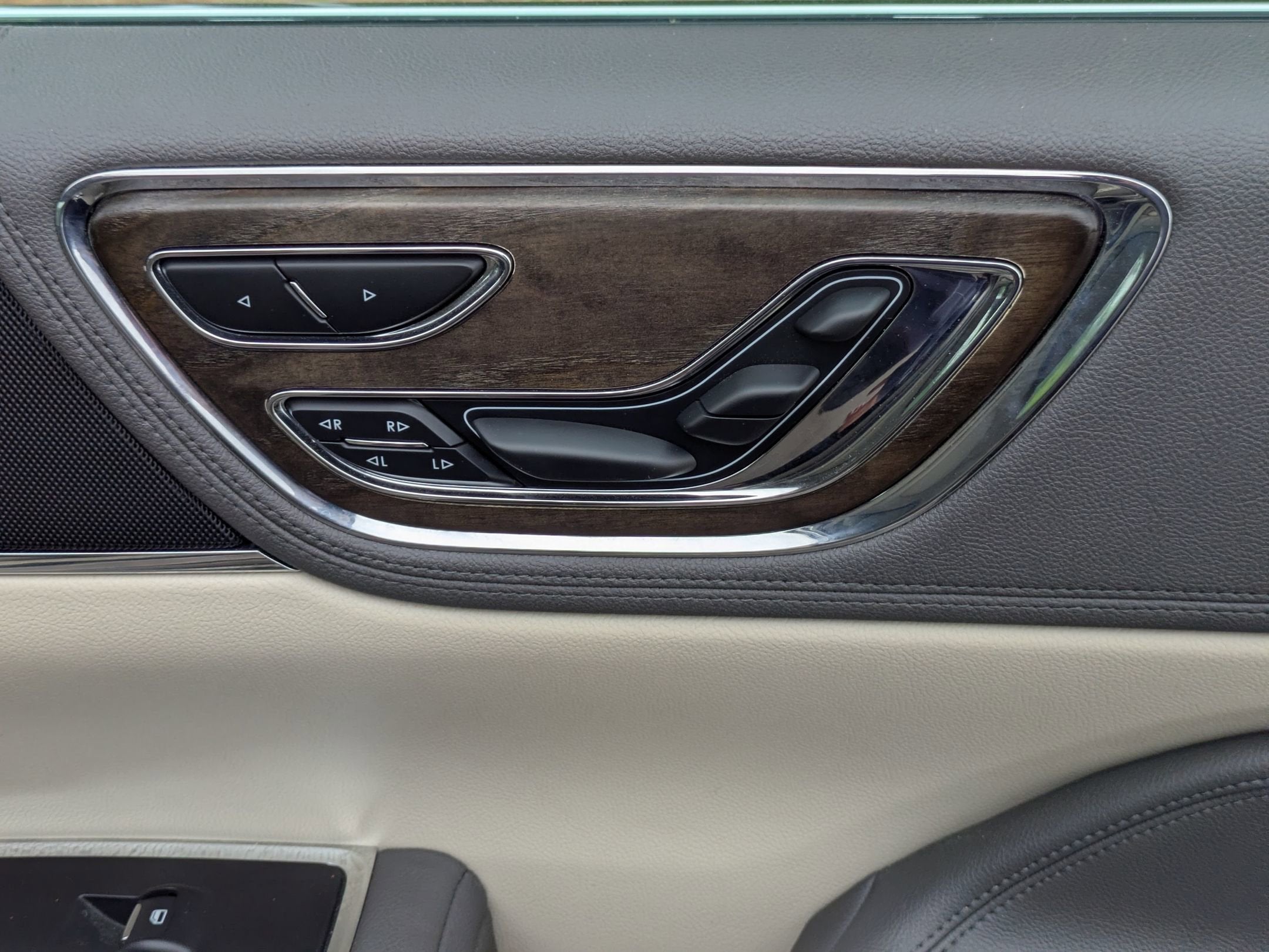 2019 Lincoln Continental Reserve