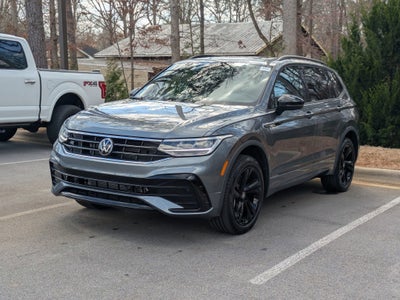 2024 Volkswagen Tiguan SE R-Line Black