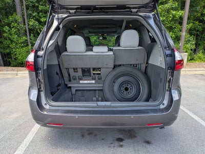 2017 Toyota Sienna XLE Premium