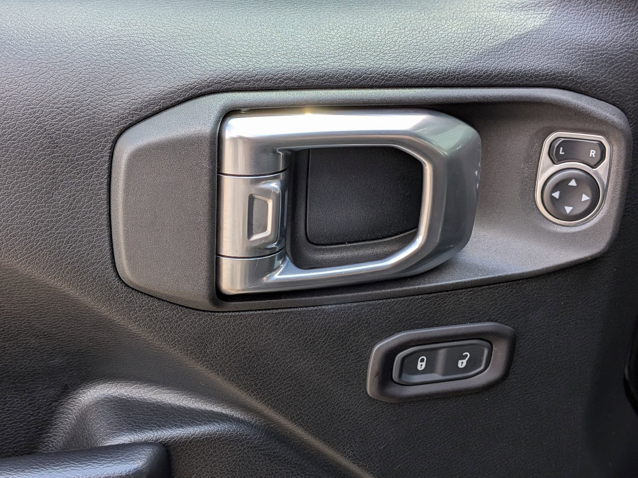 2019 Jeep Wrangler Sport S