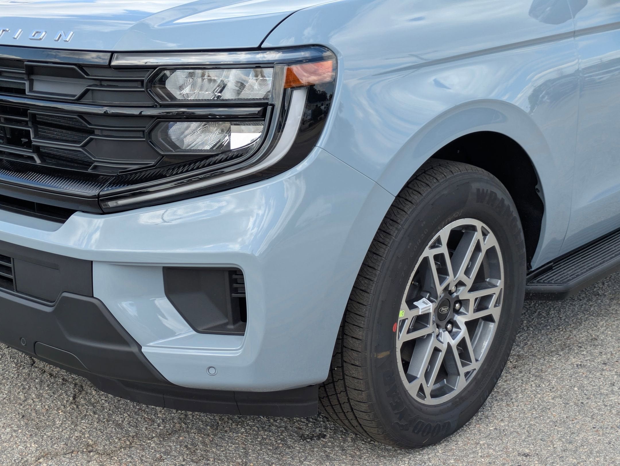 2026 Ford Expedition Active