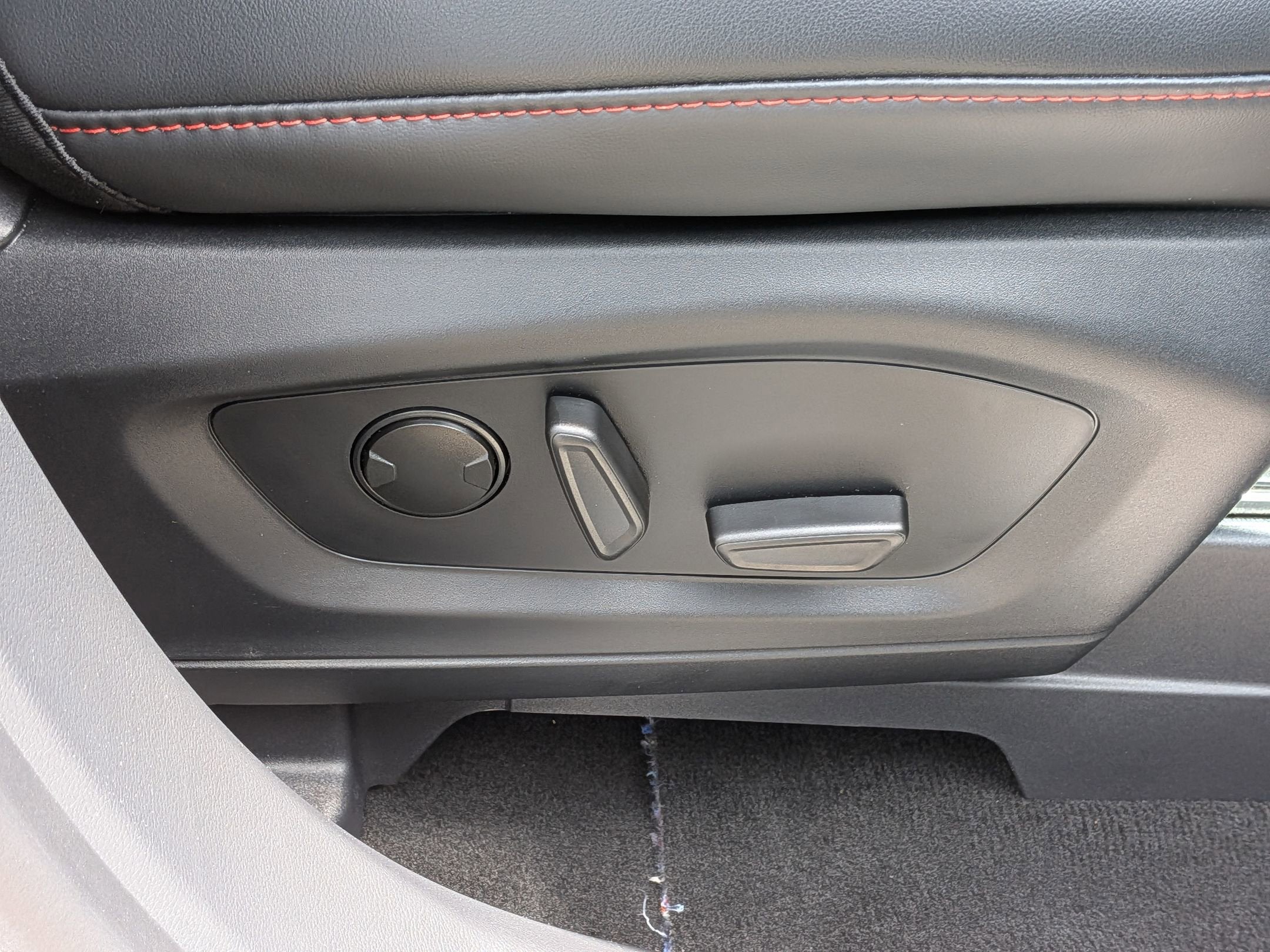 2026 Ford Explorer ST-Line - Crossroads Courtesy Demo