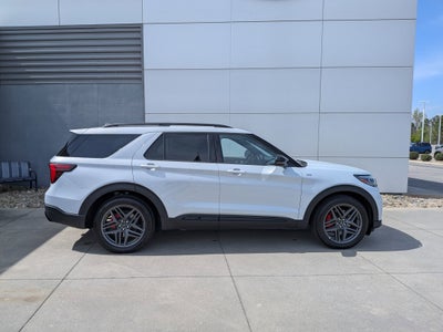 2026 Ford Explorer ST-Line - Crossroads Courtesy Demo