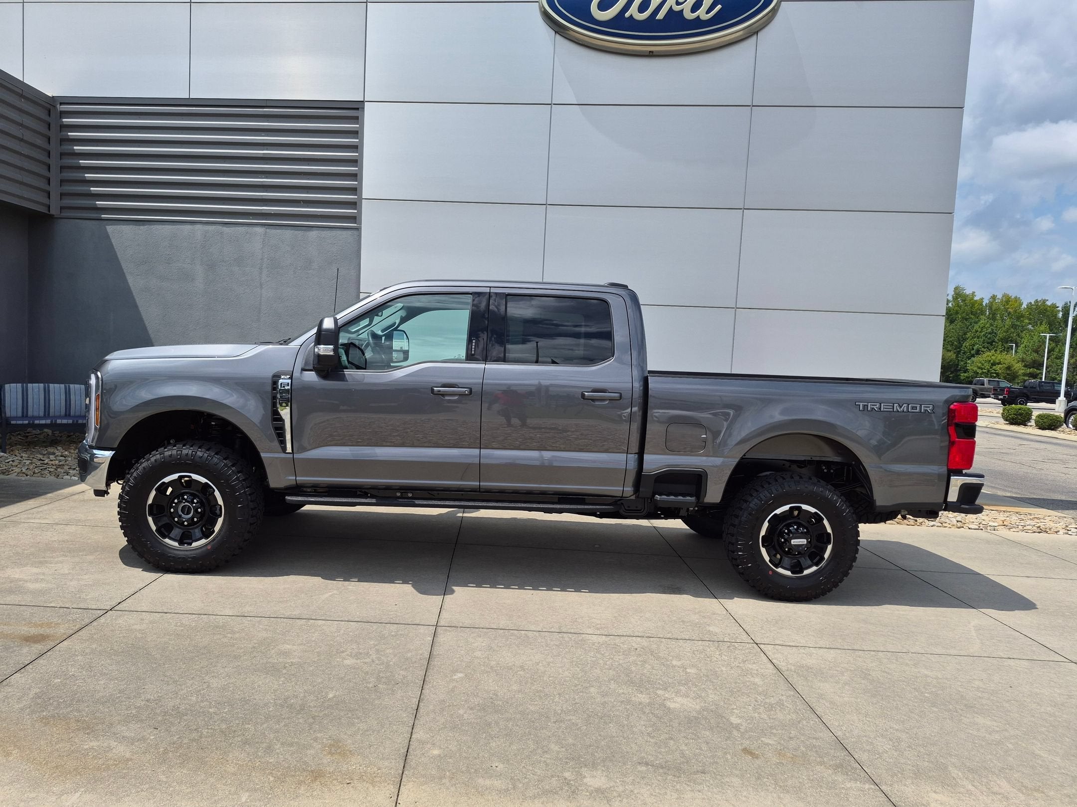 2026 Ford Super Duty F-250 SRW XLT