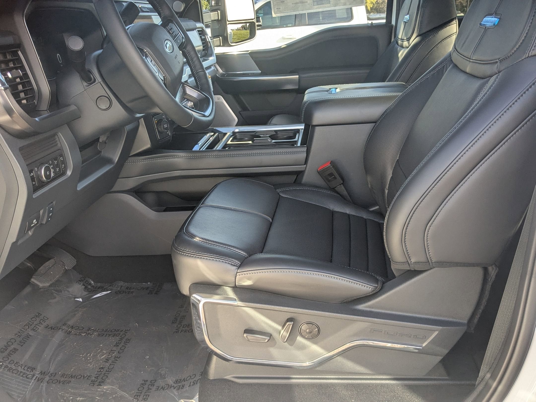 2026 Ford Super Duty F-350 DRW Platinum