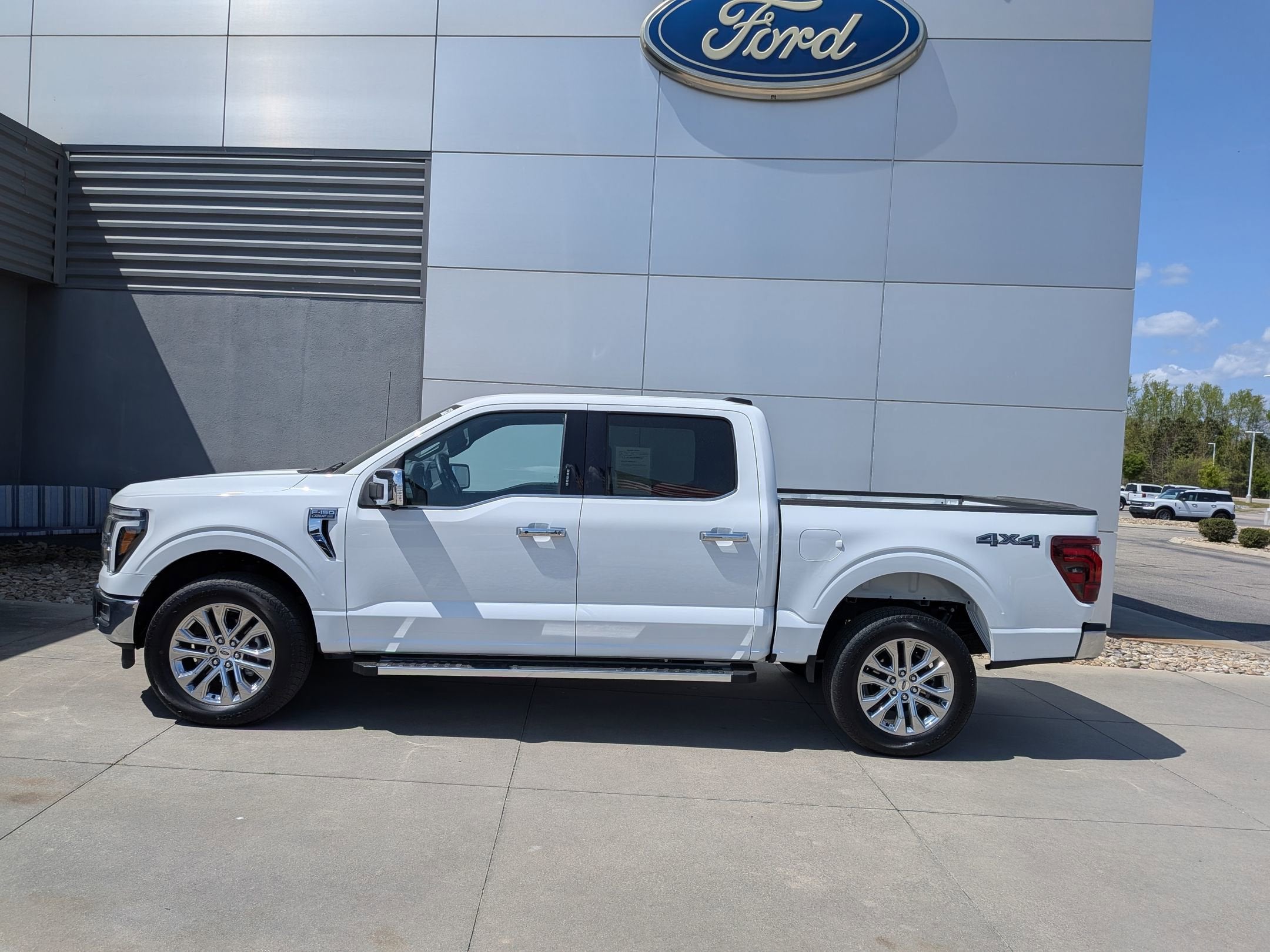 2024 Ford F-150 LARIAT