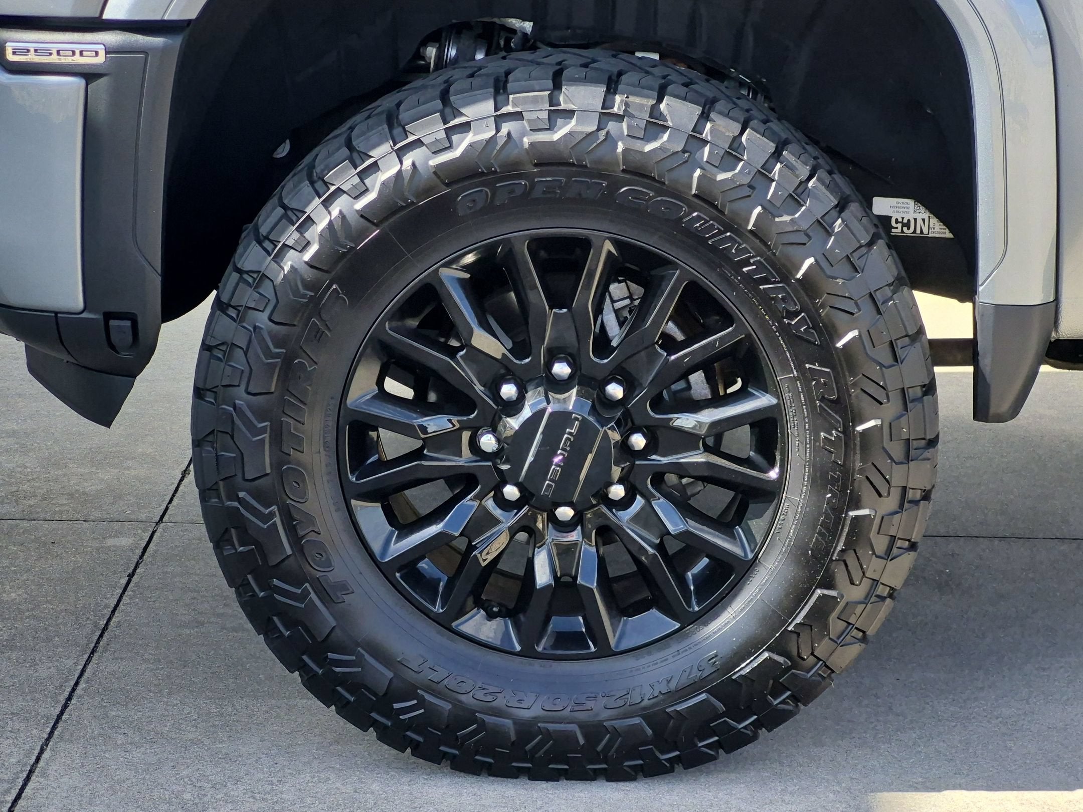 2025 GMC Sierra 2500HD Denali Ultimate
