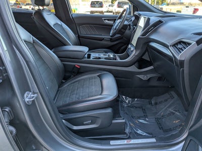 2022 Ford Edge ST Line