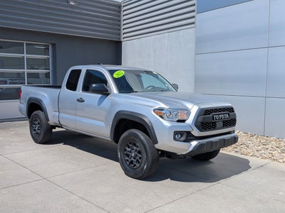 2022 Toyota Tacoma 4WD SR