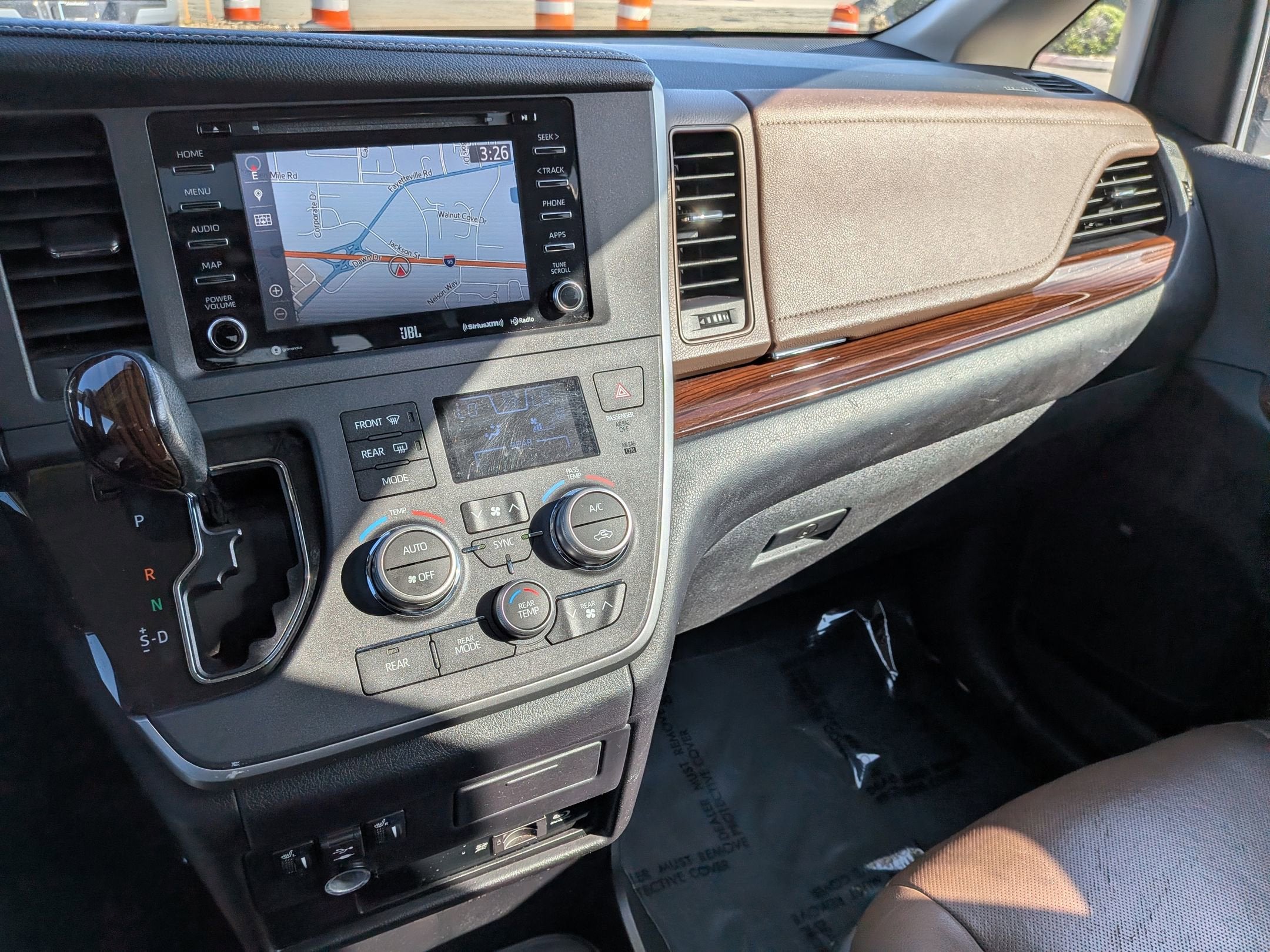 2020 Toyota Sienna Limited Premium