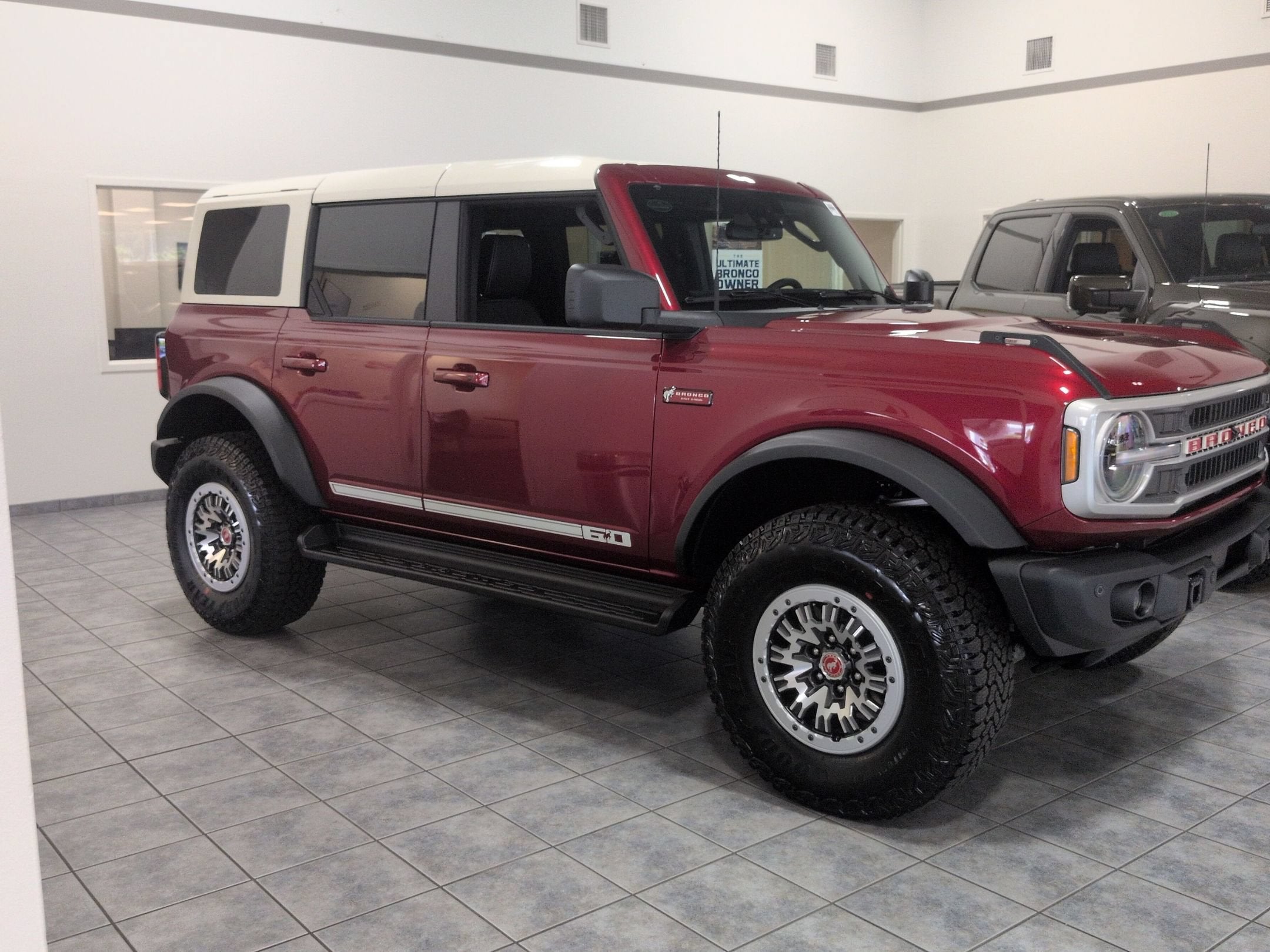 2026 Ford Bronco Outer Banks