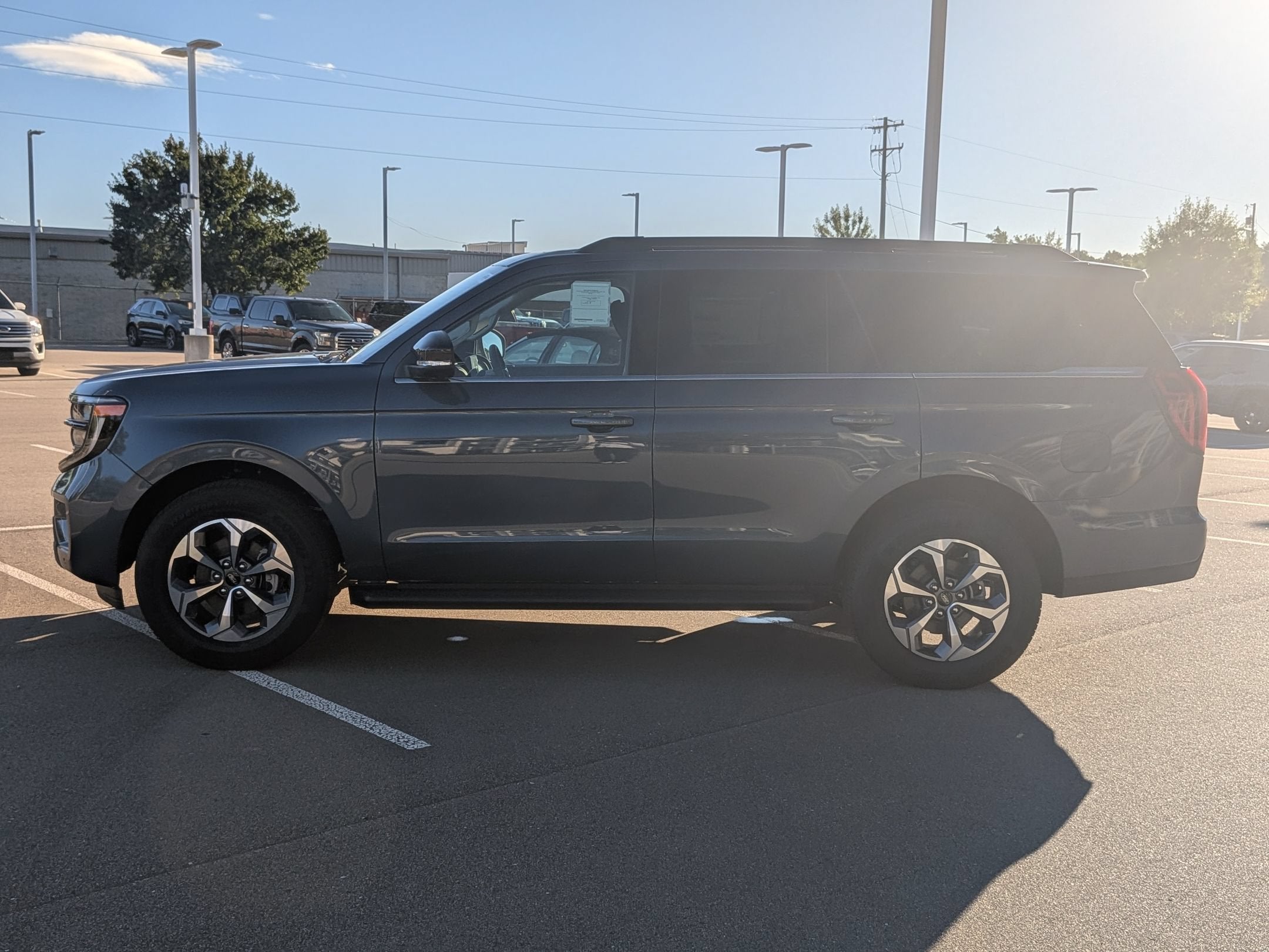 2027 Ford Expedition Active