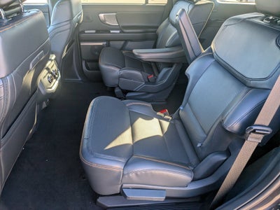 2027 Ford Expedition Tremor