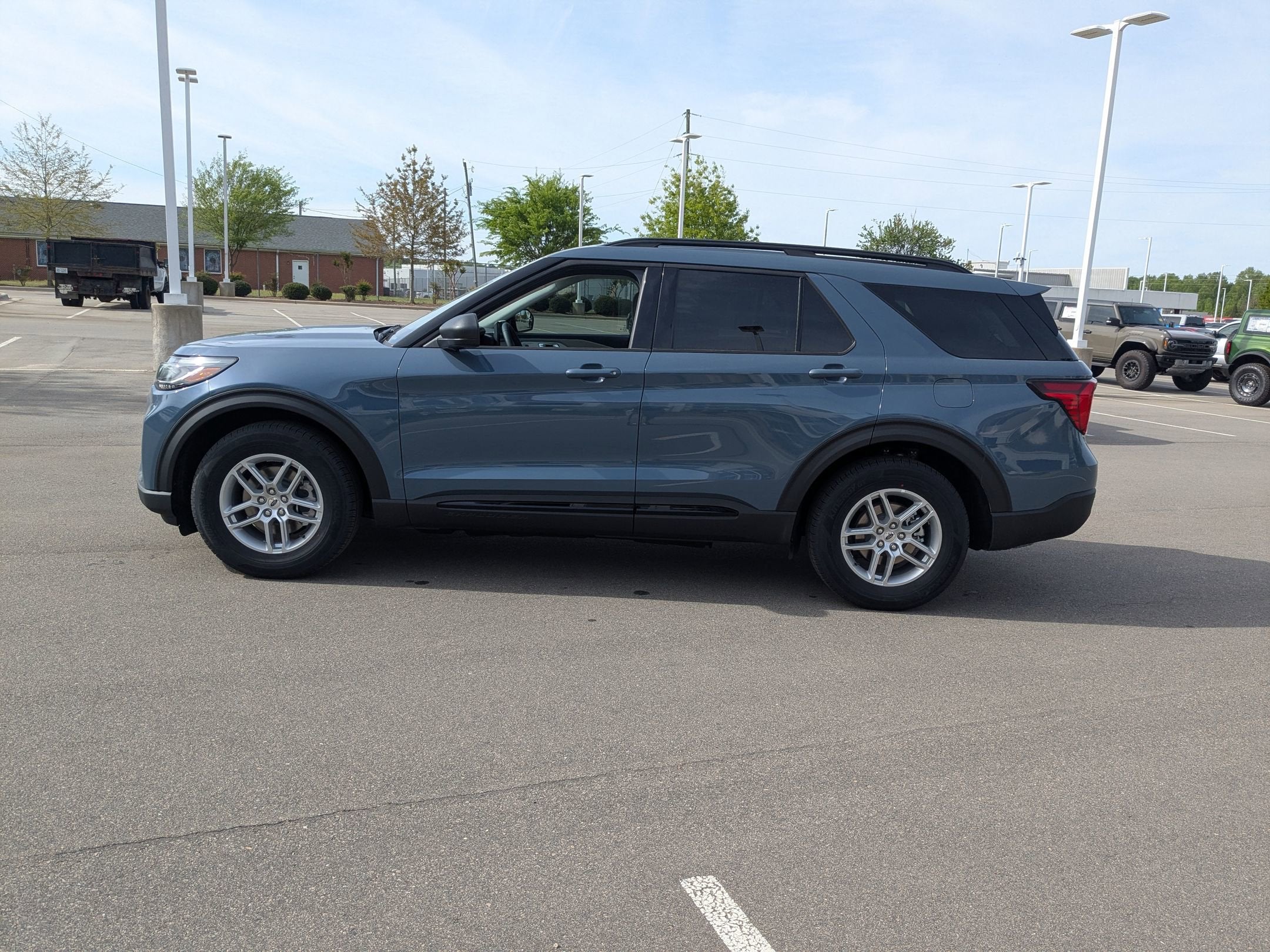 2026 Ford Explorer Active w/200A Pkg