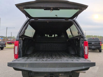 2022 Ford Super Duty F-350 SRW LARIAT