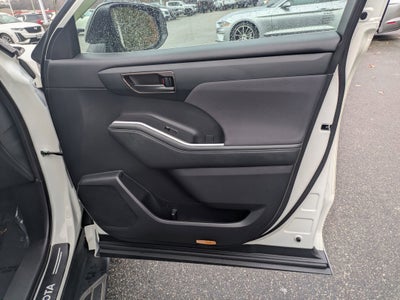 2021 Toyota Highlander L