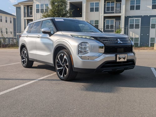 2022 Mitsubishi Outlander ES