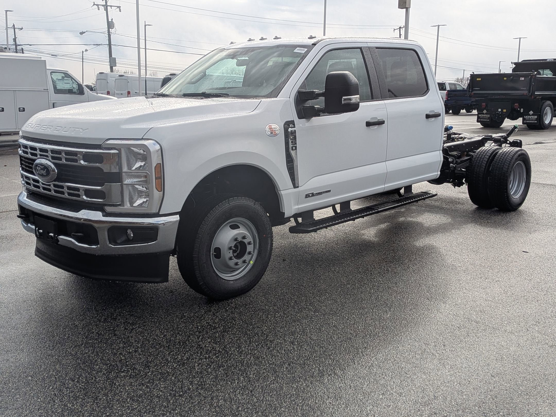2026 Ford Super Duty F-350 DRW XL