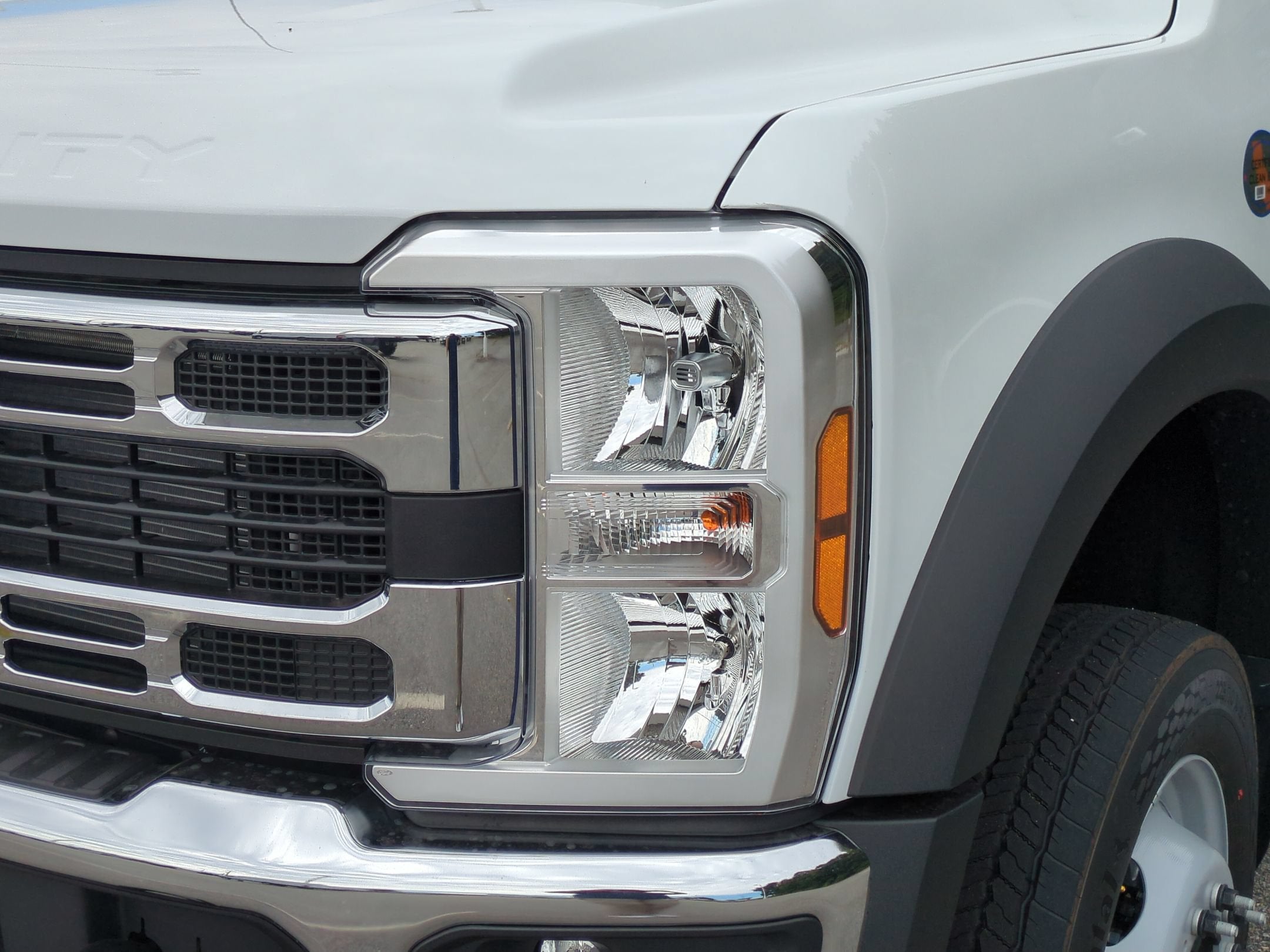 2026 Ford Super Duty F-550 DRW XL