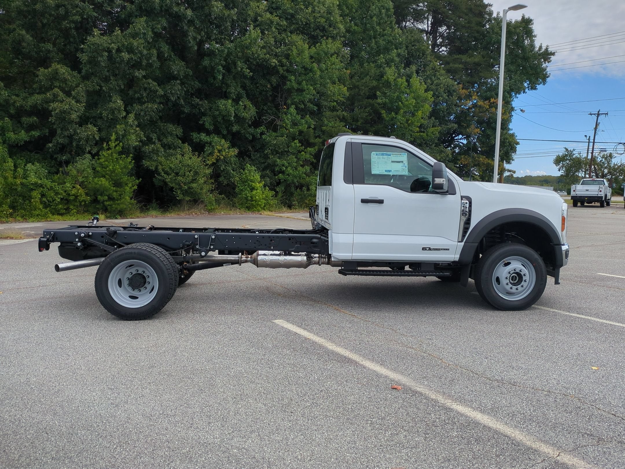 2026 Ford Super Duty F-550 DRW XL