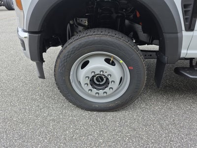 2027 Ford Super Duty F-550 DRW XL