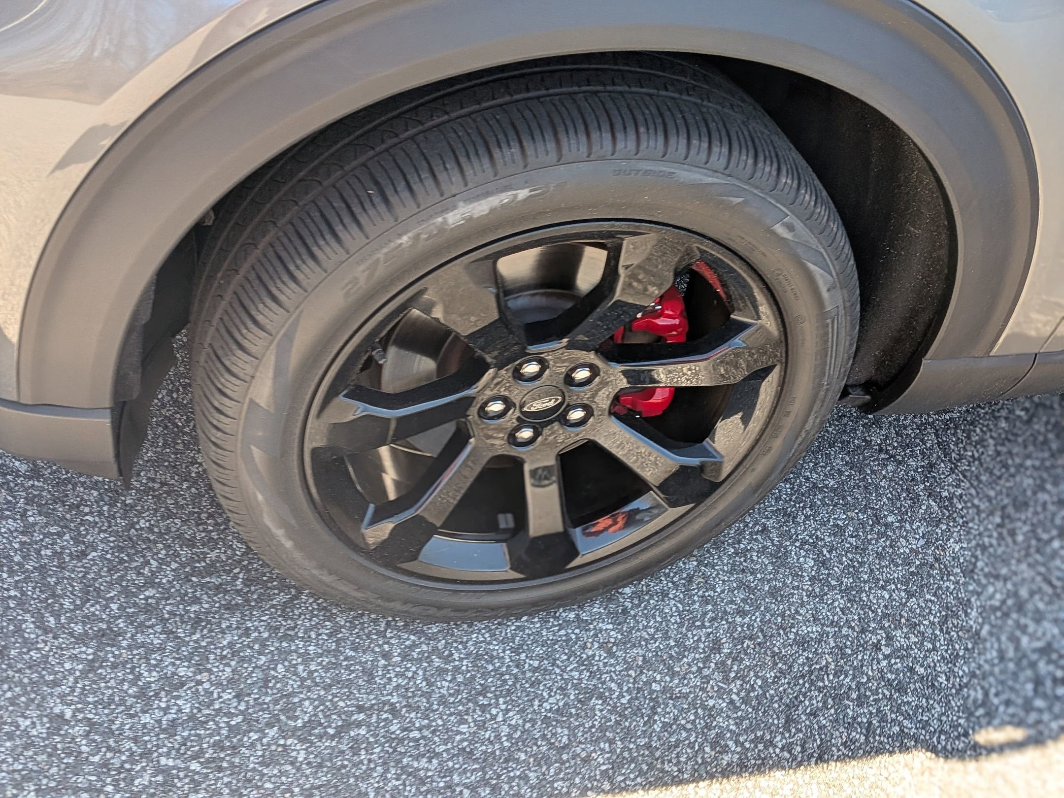 2023 Ford Explorer ST