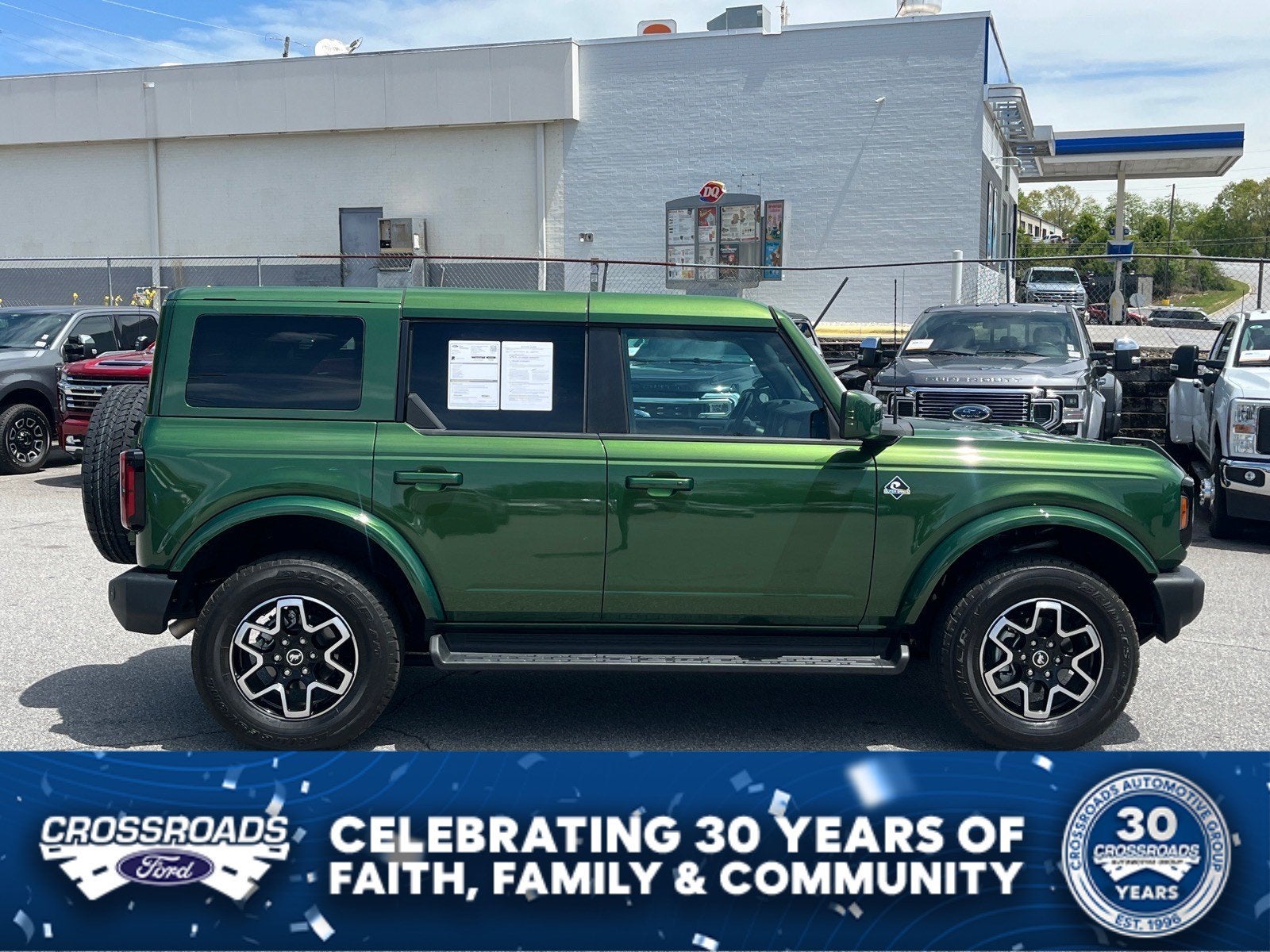 2025 Ford Bronco Outer Banks