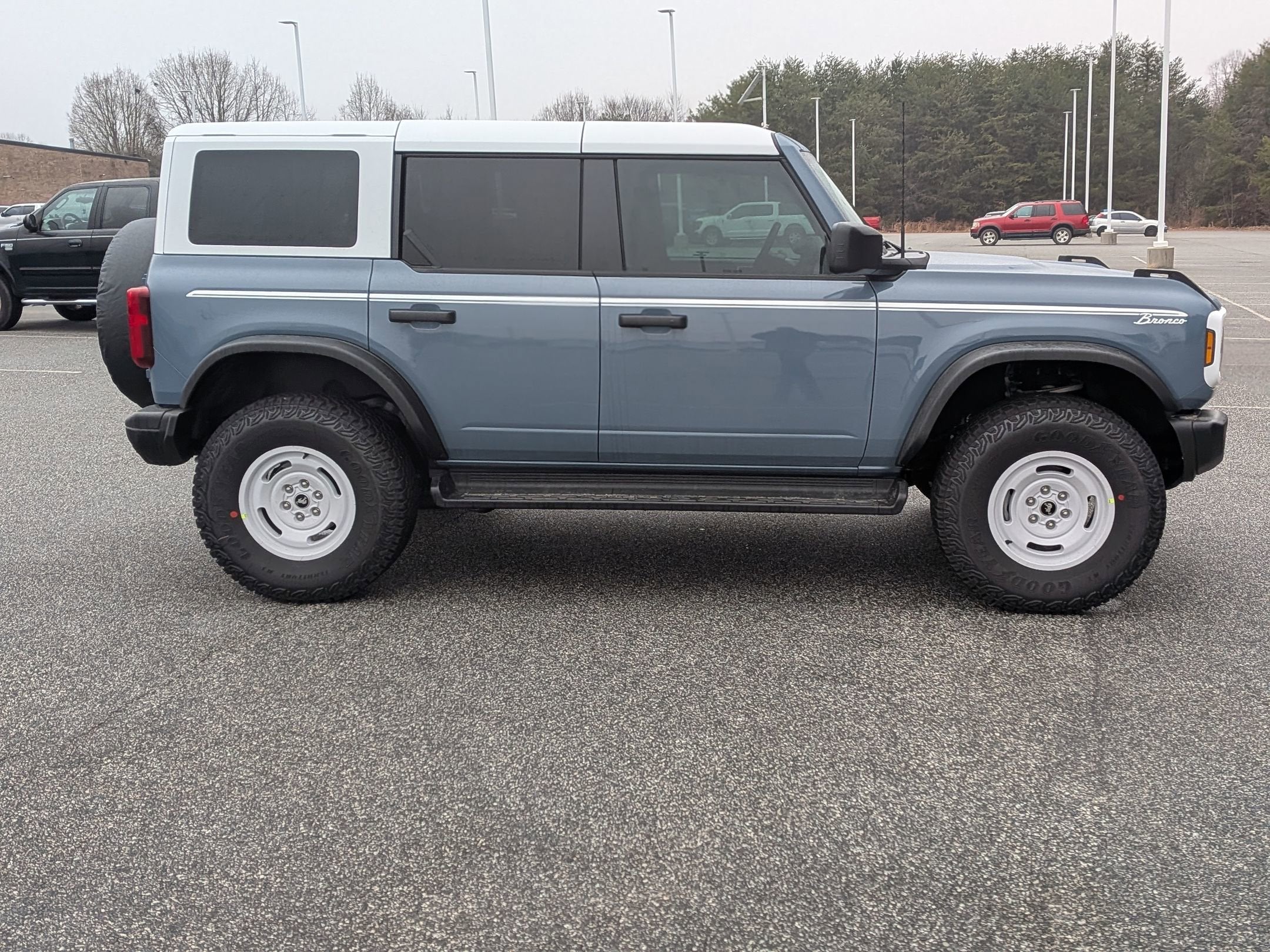 2025 Ford Bronco Heritage Edition