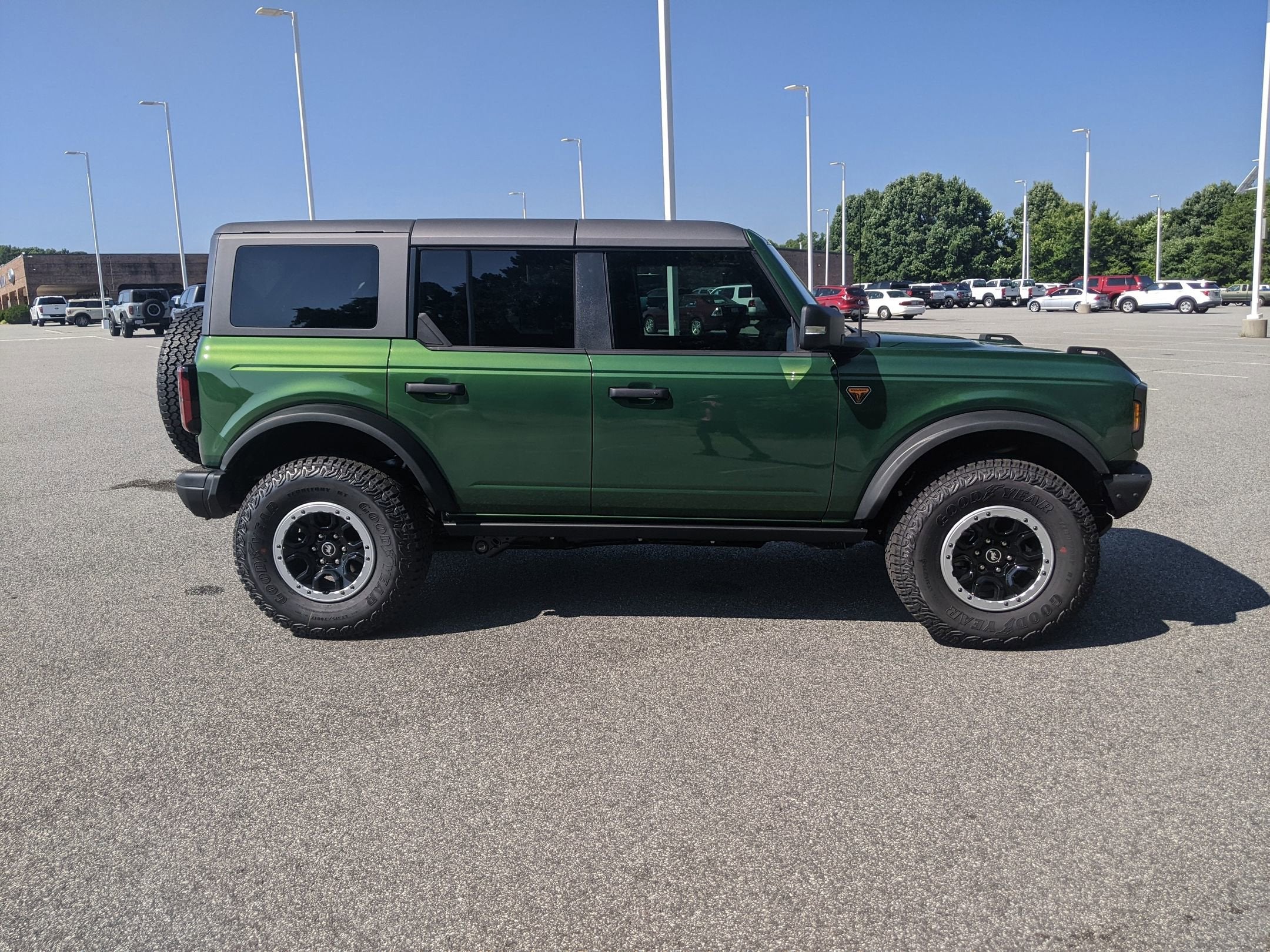 2025 Ford Bronco Badlands