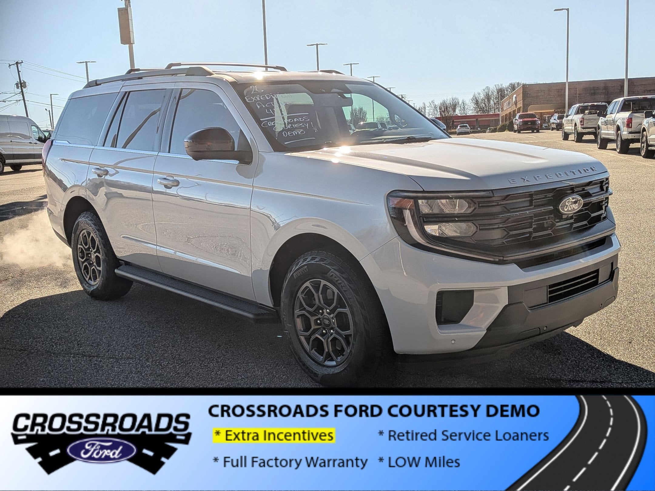 2025 Ford Expedition Active - Crossroads Courtesy Demo