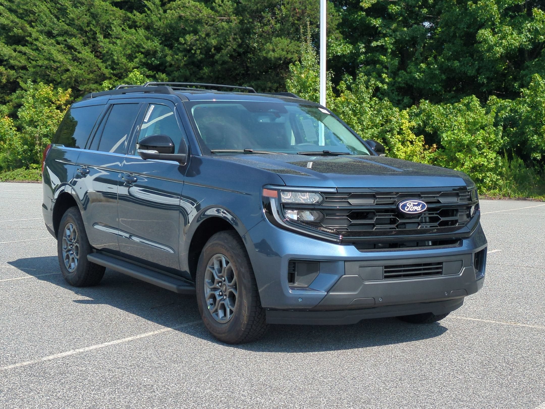2027 Ford Expedition Active