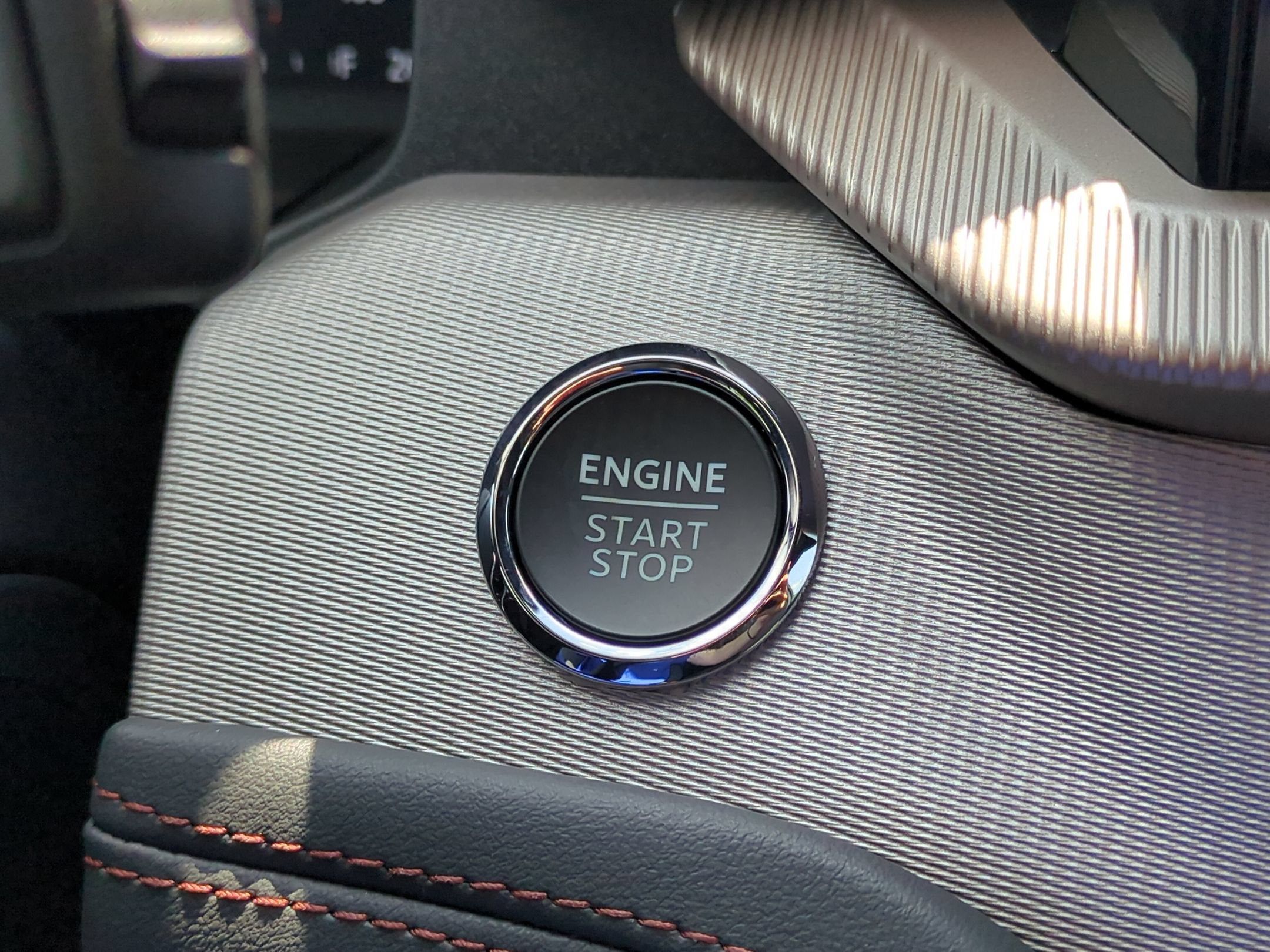 2027 Ford Explorer Active w/200A Pkg