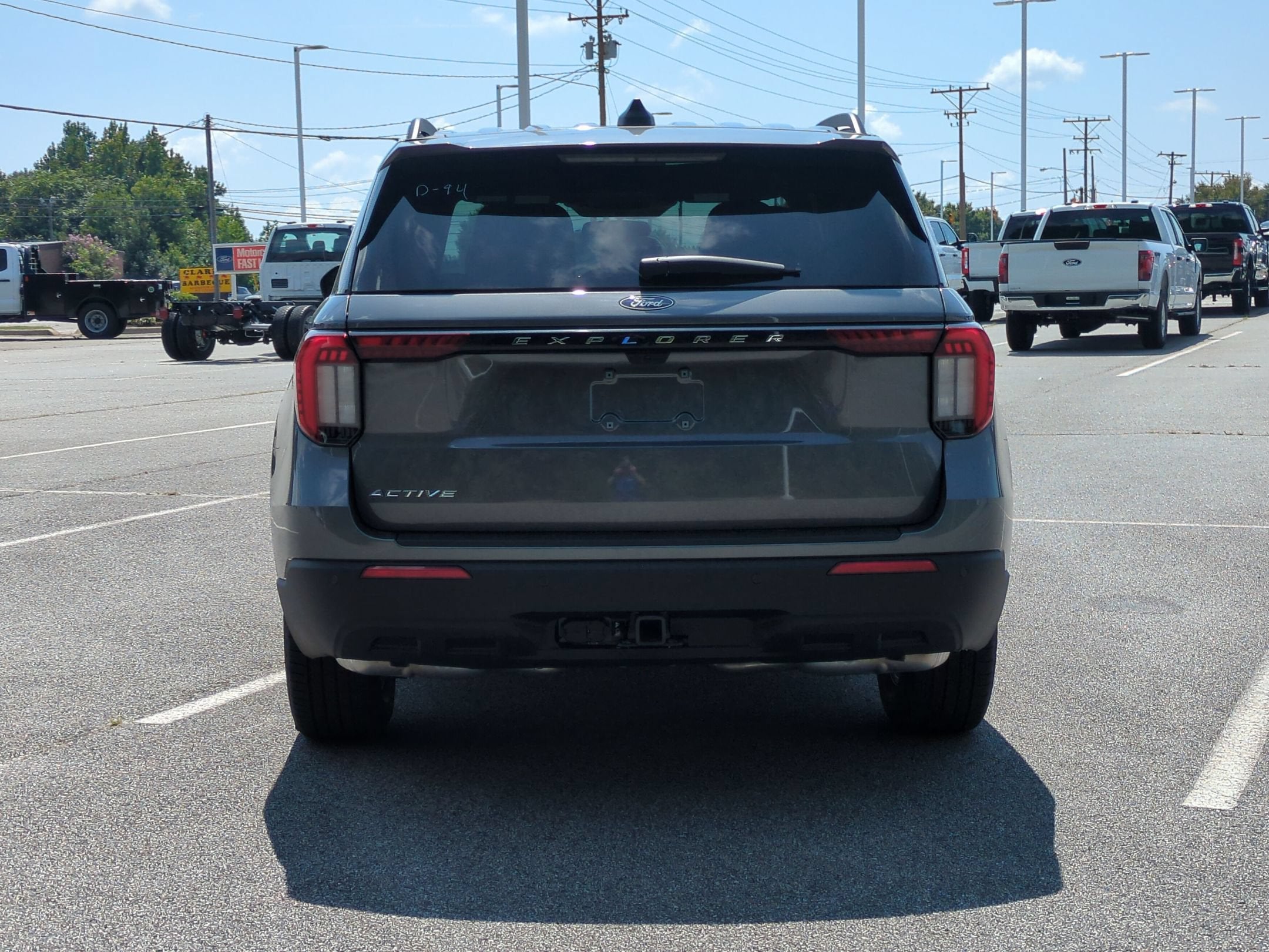 2027 Ford Explorer Active w/200A Pkg