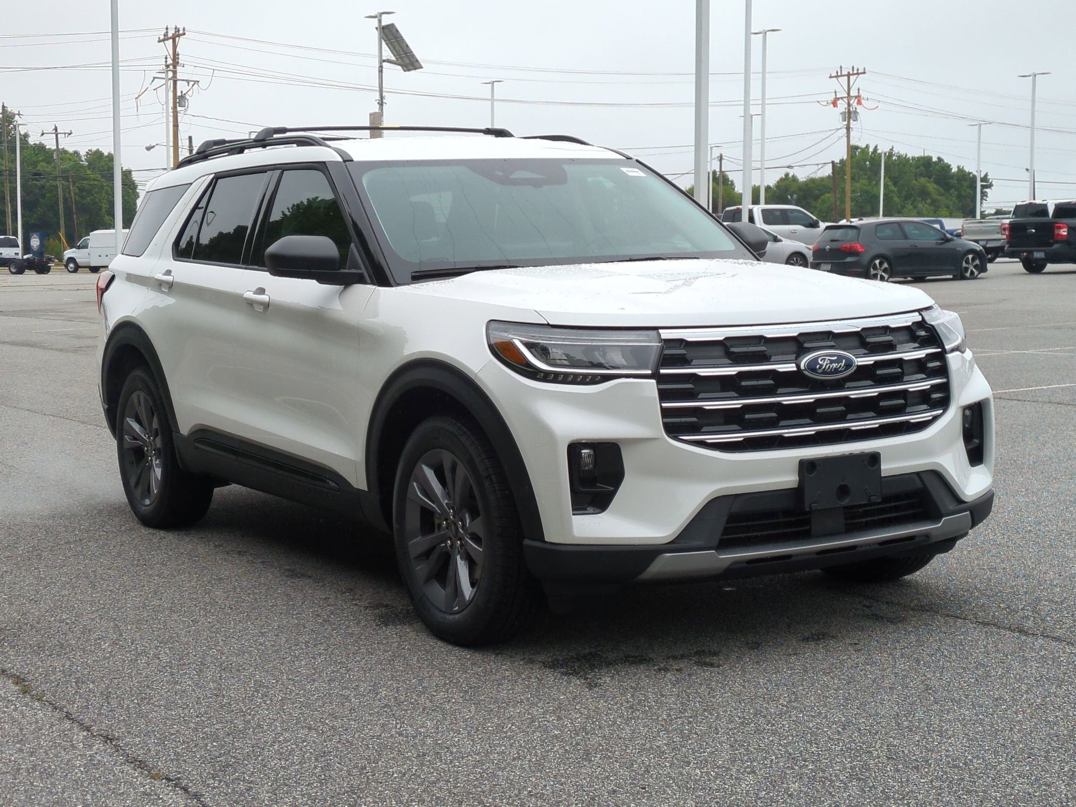 2026 Ford Explorer Active w/200A Pkg