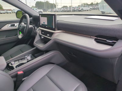 2027 Ford Explorer Active w/200A Pkg