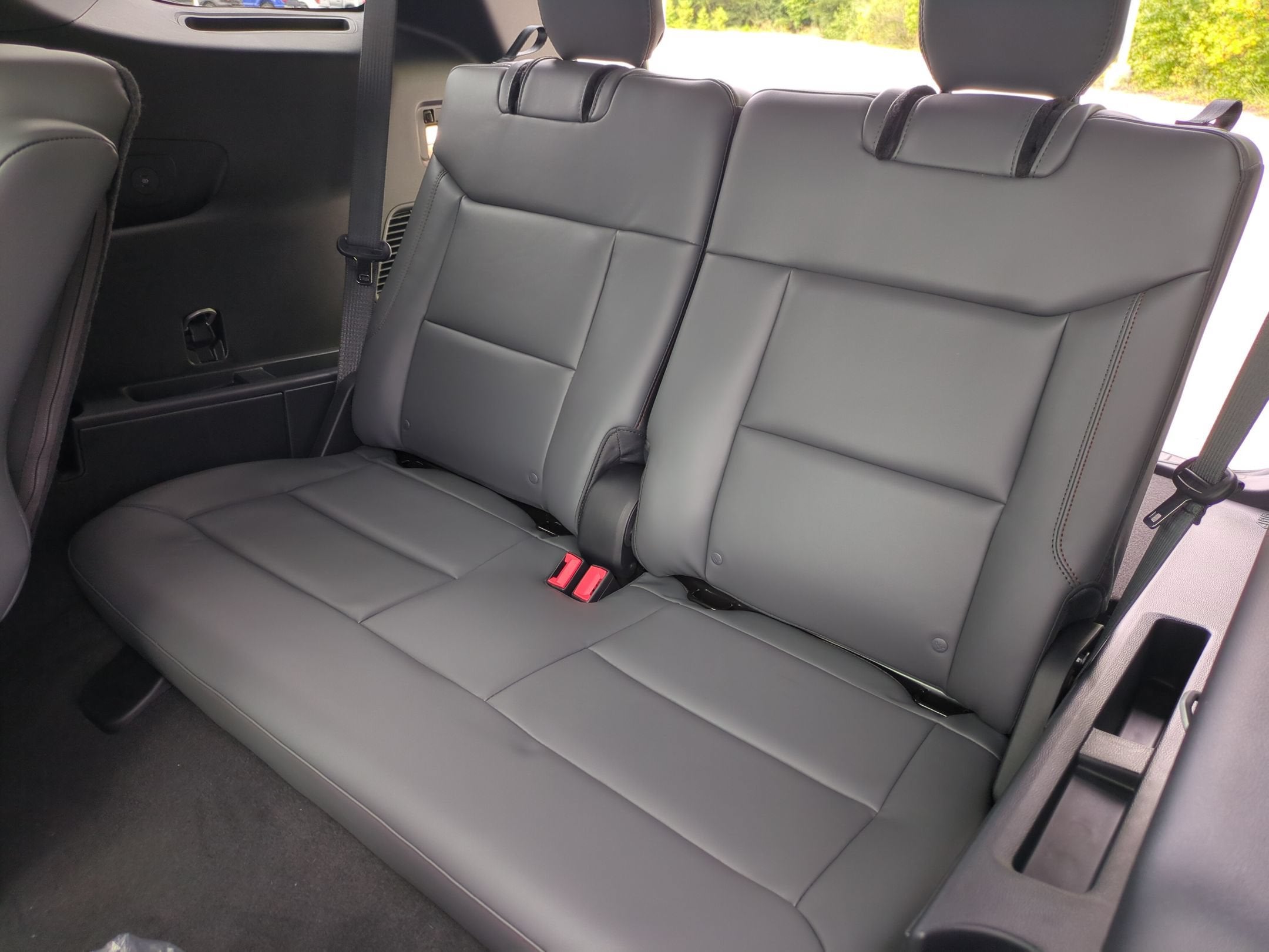 2027 Ford Explorer Active w/200A Pkg